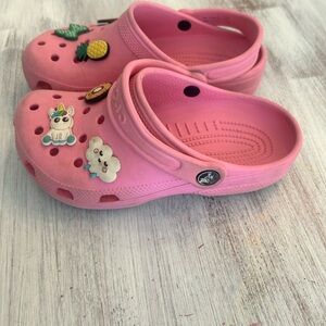 Pink Crocs Classic Clogs Kids J1 With Jibbitz Charms